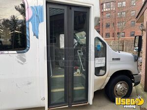 2012 E450 Shuttle Bus Shuttle Bus Wheelchair Lift Illinois Gas Engine for Sale