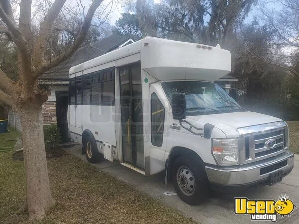 2012 Econoline E350 Kitchen Food Truck All-purpose Food Truck Florida Gas Engine for Sale