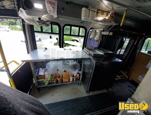 2012 Econoline E350 Kitchen Food Truck All-purpose Food Truck Fresh Water Tank Florida Gas Engine for Sale