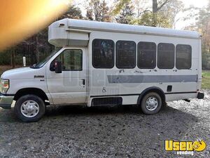 2012 Econoline Shuttle Bus Shuttle Bus Wheelchair Lift Ohio for Sale