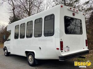 2012 Express Cutaway Shuttle Bus Shuttle Bus 7 Pennsylvania Gas Engine for Sale