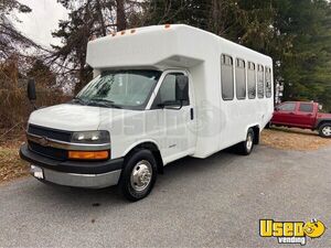 2012 Express Cutaway Shuttle Bus Shuttle Bus Transmission - Automatic Pennsylvania Gas Engine for Sale