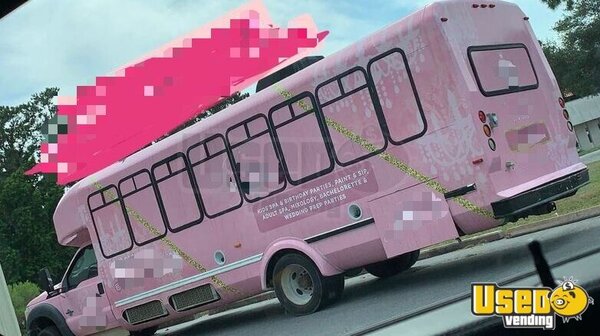 2012 F550 Mobile Spa Party Bus Party Bus Georgia Diesel Engine for Sale