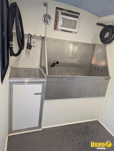 2012 Grooming Trailer Pet Care / Veterinary Truck Hot Water Heater Florida for Sale