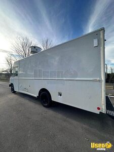 2012 Kitchen Food Truck All-purpose Food Truck Propane Tank Ontario Gas Engine for Sale