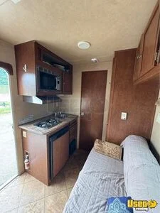 2012 Living Quarters Trailer 3-horse Lq Trailer Microwave Kentucky for Sale
