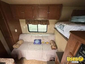 2012 Living Quarters Trailer 3-horse Lq Trailer Stove Kentucky for Sale