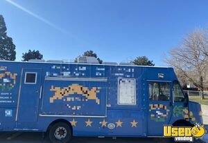 2012 Mt 45 Step Van Kitchen Food Truck All-purpose Food Truck Air Conditioning Nevada Diesel Engine for Sale