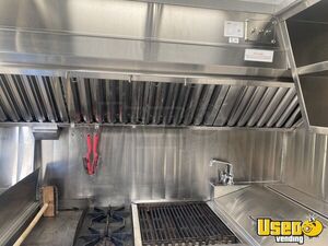 2012 Mt 45 Step Van Kitchen Food Truck All-purpose Food Truck Stovetop Nevada Diesel Engine for Sale