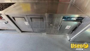 2012 Mt45 Kitchen Food Truck All-purpose Food Truck Shore Power Cord California Diesel Engine for Sale