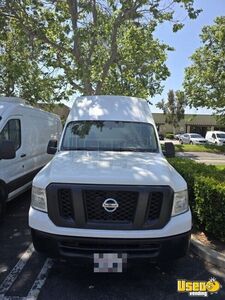 2012 Nv 2500 Pet Care / Veterinary Truck Air Conditioning California Gas Engine for Sale