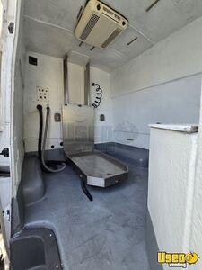 2012 Nv 2500 Pet Care / Veterinary Truck Floor Drains California Gas Engine for Sale