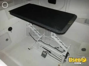 2012 Pet Grooming Trailer Pet Care / Veterinary Truck 11 Florida for Sale