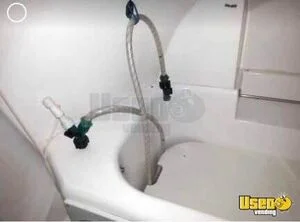 2012 Pet Grooming Trailer Pet Care / Veterinary Truck Additional 4 Florida for Sale