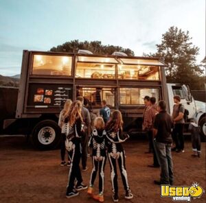 2012 Pizza Food Truck Backup Camera California Diesel Engine for Sale