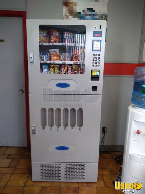 2012 Seaga Ubs 6-18 Seaga Vending Combo New York for Sale