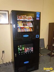2012 Seaga Vending Combo Ohio for Sale