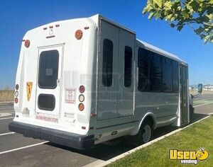 2012 Shuttle Bus Shuttle Bus 5 Idaho Diesel Engine for Sale