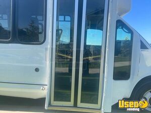 2012 Shuttle Bus Shuttle Bus 6 Idaho Diesel Engine for Sale