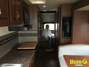 2012 Storm Motorhome Bus Motorhome Awning Michigan Gas Engine for Sale