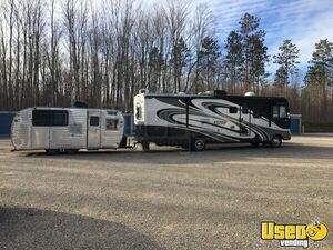 2012 Storm Motorhome Bus Motorhome Cabinets Michigan Gas Engine for Sale