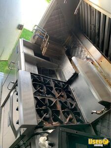 2012 Utilimaster Kitchen Food Truck All-purpose Food Truck Diamond Plated Aluminum Flooring Michigan Gas Engine for Sale