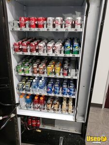 2012 V40gfp00131 G7045t Vendo Soda Machine 2 California for Sale
