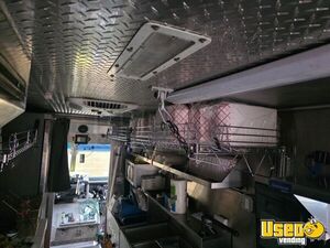 2012 W42 All-purpose Food Truck Diamond Plated Aluminum Flooring Minnesota Gas Engine for Sale