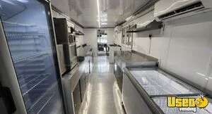 2012 W62 Ice Cream Truck Diamond Plated Aluminum Flooring Florida Gas Engine for Sale