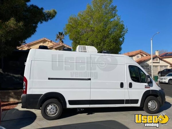 2013 1500 Pet Grooming Van Pet Care / Veterinary Truck California for Sale