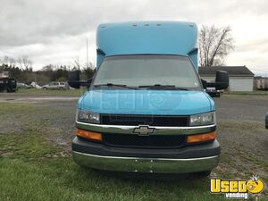 2013 3500 Ice Cream Truck Removable Trailer Hitch Pennsylvania Gas Engine for Sale