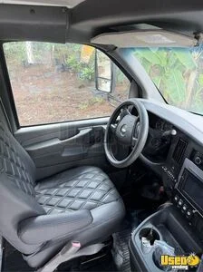 2013 4500 Duramax New Build Food Truck Stainless Steel Wall Covers Florida Diesel Engine for Sale