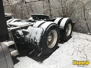 2013 587 Peterbilt Semi Truck 6 Michigan for Sale
