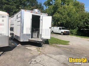 2013 85x Food Concession Trailer Concession Trailer Exterior Customer Counter Ontario for Sale