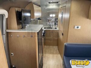 2013 Bambi Flying Cloud Airstream Cabinets Maryland for Sale