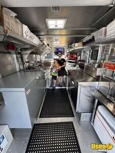 2013 Box Truck All-purpose Food Truck Stainless Steel Wall Covers Virginia Gas Engine for Sale
