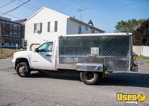 2013 Canteen Truck Lunch Serving Food Truck Pizza Oven Massachusetts Gas Engine for Sale