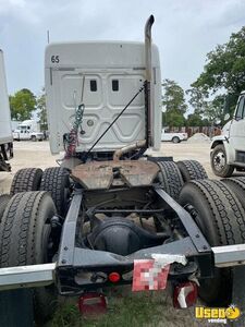 2013 Cascadia Freightliner Semi Truck 3 Texas for Sale