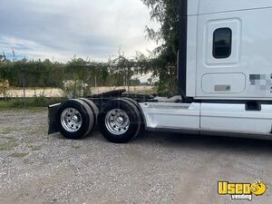 2013 Cascadia Freightliner Semi Truck 5 Florida for Sale