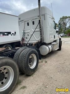 2013 Cascadia Freightliner Semi Truck 5 Texas for Sale