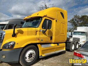 2013 Cascadia Freightliner Semi Truck Florida for Sale