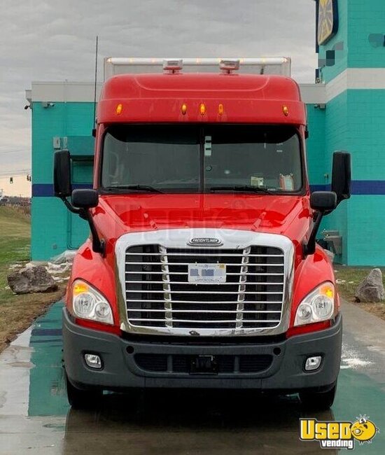 2013 Cascadia Freightliner Semi Truck Kentucky for Sale