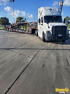2013 Cascadia Freightliner Semi Truck Kentucky for Sale
