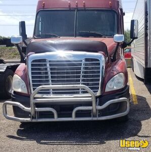 2013 Cascadia Freightliner Semi Truck Under Bunk Storage Illinois for Sale