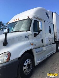 2013 Cascadia Freightliner Semi Truck Virginia for Sale