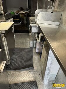 2013 Chevy Tahoe Kitchen Food Trailer 28 Tennessee Gas Engine for Sale