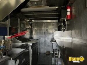 2013 Chevy Tahoe Kitchen Food Trailer Fryer Tennessee Gas Engine for Sale