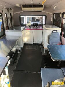 2013 E-350 Ice Cream Truck Refrigerator Georgia Gas Engine for Sale
