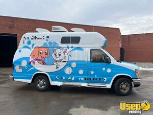 2013 E-350 Pet Care / Veterinary Truck Ontario Gas Engine for Sale
