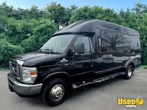 2013 E-350 Turtletop Vanterra Shuttle Bus New York Gas Engine for Sale